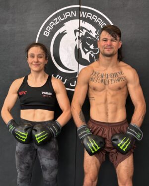 Alexa Grasso Instagram - Team @monsterenergy 
Trabajando duro para el 14 de septiembre 🇧🇷🇲🇽🔮