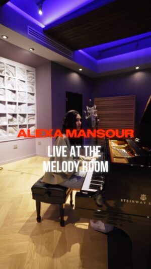 Alexa Mansour Instagram - ⭐ FAB Factory Studios Presents ⭐

Live at The Melody Room 

With Special Guest - Alexa Mansour 
performing Crossfire 💘

🎹 🎤

@alexamansour 

🎥 @anavamedia 

Keep an eye on the Fab Factory @youtube channel for the full version of Crossfire. Coming Soon! 💻

#FABFactoryStudios #LiveatTheMelodyRoom #AlexaMansour #FABFactory