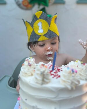 Alexa Nikolas Instagram - HAPPY BIRTHDAY! Truth turned 1 yesterday! I am soooooooo grateful for you! You came into the world smiling and now you make the world smile! I love you so much! You are an actual earth angel! Love you soooooooo much! You are my sun and my moon. Forever and ever! I am one lucky mommy! I will continue to celebrate you every single day! ❤️🥹