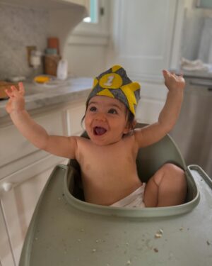 Alexa Nikolas Instagram - HAPPY BIRTHDAY! Truth turned 1 yesterday! I am soooooooo grateful for you! You came into the world smiling and now you make the world smile! I love you so much! You are an actual earth angel! Love you soooooooo much! You are my sun and my moon. Forever and ever! I am one lucky mommy! I will continue to celebrate you every single day! ❤️🥹