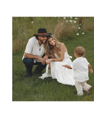 Alexandria DeBerry Instagram - my heartbeat 🫶🏼 this month marks 10 years together @tylerbeede! 

“surely your goodness   mercy will follow after me” 🌾🌼 
…   boy has it 🥹