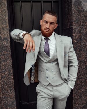 Alexey Ovsyannikov Instagram - CODE MEN готов к летнему сезону основательно и предлагает вам множество стильных костюмов 😏

 ***********************************************
● Не покупай костюм, не побывав у нас!
● 10 лет в Мужской моде
● Более 1.000 костюмов в наличии
● Цены : от 13 000₽ до 35 000₽
● -20% в день первой примерки
● Подбираем костюм каждому
● Любые образы под ключ

#мужскиекостюмысамара#мужскиекостюмывсамаре#свадебныйкостюмсамара#свадебныйкостюмвсамаре#мужскойкостюмсамара#мужскойкостюмвсамаре#костюмысамара#костюмывсамаре#мужскаяодеждавсамаре#мужскиекостюмытольятти