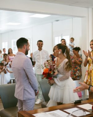 Alexia Mori Instagram - Noce de coton ✨💖
1 an de mariage aujourd’hui ça passe si vite mais à la fois j’ai l’impression que c’était il y a une éternité.. 
je nous souhaite tellement de chose… tu sais tout ❤️