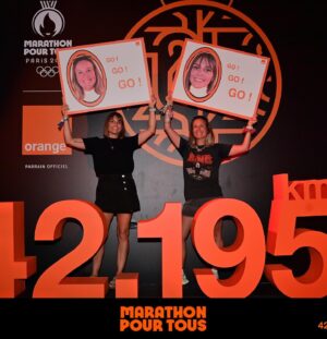 Alexia Mori Instagram - Après 4 mois de prépa rdv demain soir pour mon premier marathon et pas n’importe lequel !! Le marathon pour tous des JO 😍
Quelle chance !! Merci 1000x à la @teamorangerunning de m’avoir accueilli parmis vous je suis très fière et honorée ❤️
Bon courage à tous les coureurs on va KIFFER 😍🧡

#invitation #marathonpourtousparis2024
