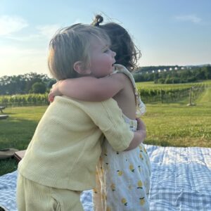 Alexys Gabrielle Instagram - maybe the number of extraordinary things that happen in your life depends on what you notice ✨ like laughing your butt off with your husband the moment you **realize** your girl horse is DEF a boy horse 👀 or watching your tiny human hold a whole rooster. Or learning to like your squinty smile cause you realize it looks just like your dad’s. Or realizing what a gift it is that you can make beautiful things a flower arrangement or some cinnamon rolls or anything you want with your own two hands. Life can really be a scavenger hunt for little miracles every single day. Here’s to more noticing in 2024 🤍