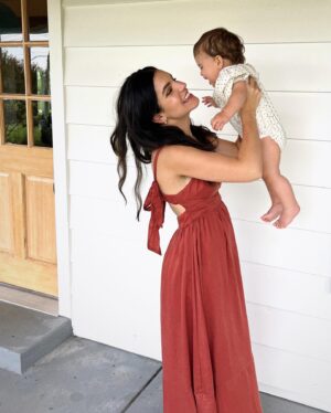 Alexys Gabrielle Instagram - Juniper Lou is two 🍰🌼🎀🤍HOW!? Time is really flying. I guess we’re having too much fun over here 🥹 thank you Lord for trusting me with the gift of being this very special girl’s mom 🤍