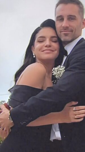 Alexys Gabrielle Instagram - a dream come true to see my sister marry the man of her dreams with the people I love most✨🥹 dad even got to “walk with her” down the aisle too 🤍 love you @t.jennyne & @josiahthropay. Also…pizza at a wedding is 100% the move 🍕