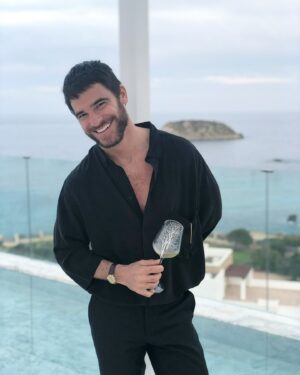 Alfonso Bassave Instagram - Blessed
.
@blesshotelibiza 🩵