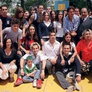Alfonso Herrera Instagram - 2002…
Pelos de 🌽