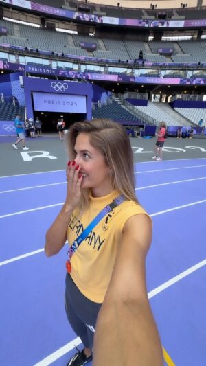 Alica Schmidt Instagram - Wow! 🥺😍 
#trackandfield #running #paris2024 #olympics