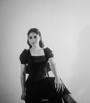 Alicia Chanzia Instagram - Seperti wanita berkelas nan bertaqwa bukan?? 🙇🏼‍♀️