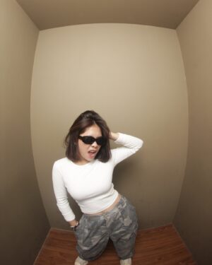 Alifa Lubis Instagram - Agustus ,A nya apa?