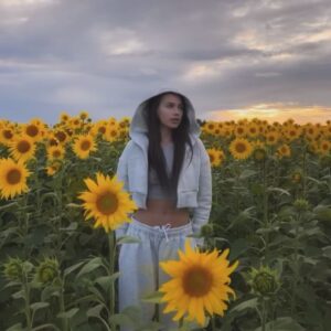 Alina Zagitova Instagram - 🌻