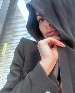 Alinne Moraes Instagram - #autorretrato