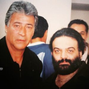 Alireza Assar Instagram - اقاى حجازى عزيز،خدا رحمتتون كنه.دل همه ما براى انسانيت و شرافت شما تنگ شده.
ياد خاطرات شيرين گذشته بخير
(رختكن استقلال رشت ١٣٨١)
