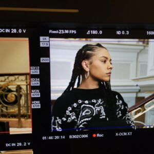 Alix Lapri Instagram - In honor of @ghoststarz returning soon, here are some BTS 😂❤️

1. fit crazy, car crazier
2. Me and @whereis22 having a nice ponder on life 😂
3. PJ 
4. never too many trailer pics
5. 😏
6. My stand in @imchrisnicole is a fascinating person and I learned something new about her everyday. She plays piano. 
7. I was always jealous I never got the Whole Decides War on set lol
8. bebzzzz