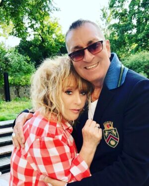 Alla Pugacheva Instagram - С Днём Рождения,БРАТ!
Живи на радость всем кто тебя любит.❤️❤️❤️