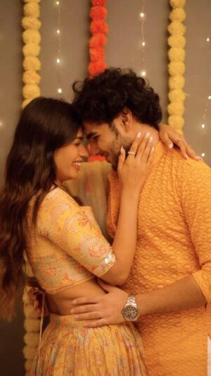 Alma Hussein Instagram - Matching Navratri fits w him is a different kind of pyaar🤌🏻🥰 this is your sign to recreate a transition video with him> tag someone with whom you’ll recreate this with🥰 

Alma’s outfit - @aachho 
Raghav’s outfit- we don’t know🌝

( the amount on convincing I had to do to make him do this reel with me is just crazy)

#explore#explorepage#exploremore#recommended#trending