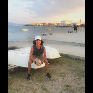 Alperen Efe Esmer Instagram - Güneş, kum ve deniz...☀️😎🏖️
#izmir #çandarlı #dikili #summer #aile #eğlence #summervibes #thisisit #vocation #candostlar
