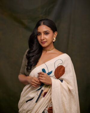Alphy Panjikaran Instagram - ❣️❣️ 

@sreegeshvasan_makeupartist 
@plan.b.actions @jibinartist 
@vinny__francis