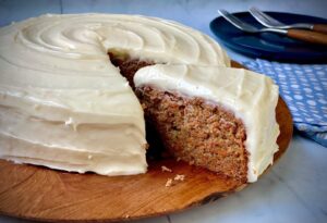 Alton Brown Instagram - Carrots, allspice, cinnamon and nutmeg all wrapped up in a slightly sweet layer of cream cheese frosting. Also, breakfast. 

#linkinbio #carrotcake #cakesofinstagram #instagood #instamoist #creamycreamcheesefrosting