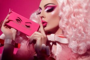 Alyssa Edwards Instagram - The Secret Is OUT @anastasiabeverlyhills 
Always and Forever,
Alyssa 💋
#DancingQueen #anastasiabeverlyhills #Drag  #Queen