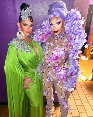 Alyssa Hunter Instagram - BLOOMING IN LAVENDER! 💜🌸🪻🌷

Category Is: “I Can Buy myself Flowers” 

#SpringHasSprungLook✨
Special guest at the Coronation of the new Miss Orlando Babalu 2024 @babalunationalsystem. Thank You @kidamandersonofficial For having me and for a wonderful Weekend in Orlando. I Love You all.💐

🪡Base: @flowers_nahara 
🔨Styled: @thealyssahunter 
💇🏼‍♀️Hair: @luova.wigs 

#Lavender #flowers #Spring #Costume #Drag #rupaulsdragrace #Superstar #Fashion #creativity #tattoo #loreen #lavenderhair #DragRace #Allstars #Primavera