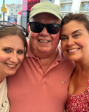 Amanda Lamb Instagram - Just the best day in the Motherland with my gorgeous Dad and my beautiful sister and the extended brood.. arcade, candy floss, Southsea pier and a swim in the sea until we all legged it when we saw a jellyfish.. behind my shoulder in the last picture used to be a night club called 5th Avenue where I had my first snog with a boy called Rob Linnell during the erection section at the end of the evening when all the slow dances came on.. Simply Red’s Holding back the Years… I wonder where he is now? Rob that is not Hucknall, he’s probably in St Tropez or the likes… who and where was your first kiss?