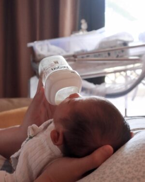 Amander Liew Instagram - 3 weeks with you, my little lion cub ❤️
…
Been figuring out motherhood in the comfort of @momleyloft, with guidance from experts from @hegen & @hegenlactationcentre, and non-stop pampering from @madam.partum ✨
⠀
Wei En and I have grown so much so far, but I guess parenthood is a never ending journey.
.
.
.
📷: SuperDad @l.weien ✨❤️
#parenthood #firsttimemom