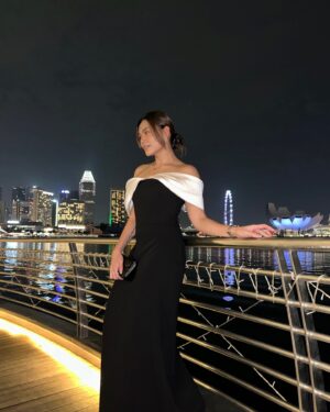 Amander Liew Instagram - Nearly forgot about this dress that I really liked;
.
.
.
@style_lease @solacelondon