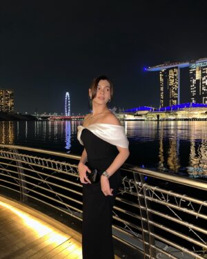 Amander Liew Instagram - Nearly forgot about this dress that I really liked;
.
.
.
@style_lease @solacelondon