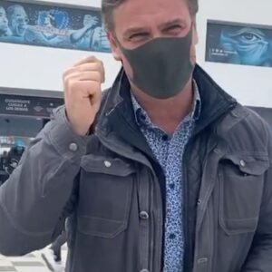 Amaro Gómez-Pablos Instagram - Votes lo que votes, Vota! Y no te quedes de espectador sentado en la banca. Desde El Monumental, este es un partido histórico en el que jugamos todos, hay reglas claras de civilidad y se llama DEMOCRACIA.