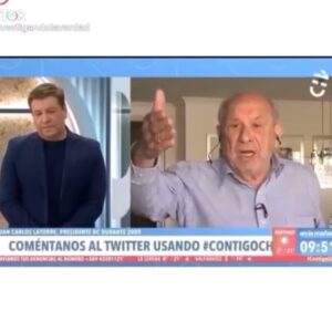 Amaro Gómez-Pablos Instagram - Cada cual tiene derecho a opinar lo que quiera. Lo que no me parece, es dar pie atrás … porque burla la inteligencia de la audiencia y además deshonra al mismo colectivo político que dices apoyar. La falta es doble. 

Soy de los que piensan que los periodistas no debieran convertirse en instrumentos de propaganda electoral, pero respeto las diferencias. Creo que “mojarse el potito” en tiempos tan crispados no es caerle en gracia a un sector u otro, si no hacer “la pega” procurando la mayor ecuanimidad y haciendo las preguntas duras a quien corresponda. En las lógicas actuales, un día te acusarán de “facho” y al siguiente de “comunacho”… pero aquello es sintomático de los tiempos que vivimos. 

Más allá de Julio César Rodríguez, esto me parece un buen tópico de debate en las Escuelas de Periodismo y un tema propicio a tocar como usuarios de la información. @diariolasegunda
