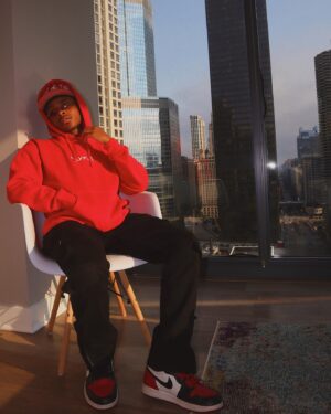 Amarr M. Wooten Instagram - 24th story views 
Shoutout to Kobe 💫