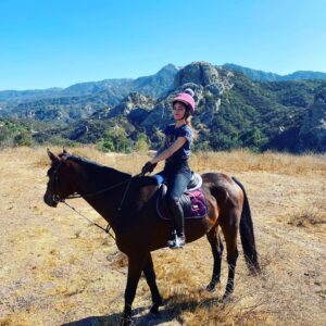 Amelia Heinle Instagram - Bear baby. @m.traurig #horsesthatheal #Bear