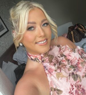 Amelia Lily Instagram - The Taylor wedding 🥹🤍