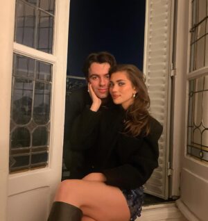 Amelie Zilber Instagram - Paris this week 🎸🖤🎖️🎟️🎧🎤