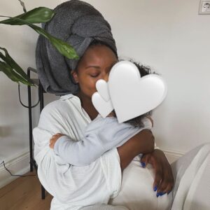 Aminata Touré Instagram - Life (besides politics) lately 🤍

Friends, Ostsee, Paris und mein süßester Neffe 🥹🤍