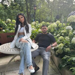 Amir Khan Instagram - Happy birthday @faryalmakhdoom 🥳  Hope all your dreams come true x