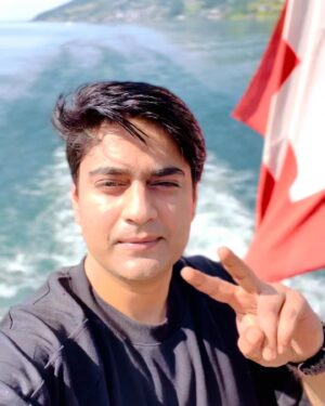 Amit Mishra Instagram - Sun, snow, and serenity. Celebrating new melodies with the Swiss Alps as my inspiration. This place is pure bliss. 🎶🇨🇭

#SwitzerlandAdventures #SwissVibes #MusicAndMountains #SingerAmitMishra #AmitMishra #traveldiaries24 #lifeofamusician #swiss #switzerland🇨🇭 #zug #AmitMishra 🇮🇳