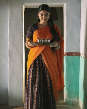 Ammu Abhirami Instagram - Mozhi❤️
A character that’s very close to me…
Always wanted to be a part of the Malayalam film industry and #nagendranshoneymoons has been a gateway for my dream to come true…
Dearest @nithinrenjipanicker cheta❤️ I can never thank you enough for giving me mozhi through this beautiful series… thank you so much for making me feel so comfortable and belonged… You are amazing 🤗!!!

@sanjaypadiyoor cheta thank you for taking care of everything so well, you are such a wonderful wonderful person ✨!

@surajvenjaramoodu sir❤️ or as I fondly call you “ Sweet 16 “. Being your huge fan, never did I imagine sharing screen space with you. Sir you are an amazing human being and thank you soo soo much for making me feel extremely comfortable and belonged❤️ It was such an honour and pleasure working with you and I wish to work with you more and more sir✨
Always sweet 16🧿!!!
Last but not least, I heartfully thank every cast and crew for giving me this wonderful experience.
I’m eternally thankful to everyone and everything that has paved the way for me to be a part of this amazing project and team❤️….
#nagendranshoneymoons #godiskind