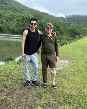 Amol Parashar Instagram - Sea, Forest, Meals, Roads, Forts, Hikes. 

Special points to @jitenderparasar for getting injured but still being up for adventure! 🫡❤️