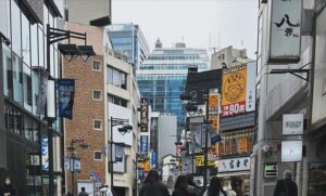 Amos Heller Instagram - Nippon Daisuki!

It is so wonderful to be back here. I don’t know if I have ever been to Japan in the winter, and the sleek beauty of Tokyo is only enhanced by the Mystic atmosphere of a snowfall.

The schedule of the Eras tour is such that every few months we have a break to go home and re-enter civilian life and reflect briefly on the wild experience that is taking this amazing music all over the world. I don’t take it for granted that I get to look down and see so many different joyful faces every night that I go to work. 

The folks that I get to ride this river with- some of the flat out best musicians and most wonderful people.

And all this, after an absolutely astounding night for Taylor at the Grammys. And sometimes, when you reach the top of the mountain, you decide to go ahead and build a mountain of your own on top of it. I am inspired by her creativity, ambition, discipline, and kindness daily. 

Also, it needs to be mentioned that spending more time with his absolutely astounding @mikelullcustomguitars for is only revealing more of its balanced excellence. 

Thinking always of my absolutely amazing wife @karahheller whose strength, foresight and rock solid love allows me to have it both ways: I get to tour this beautiful world and see your amazing faces, and come home to healthy. Happy and well loved kids. I miss you so much. You were right about taking this gig. :)

📷 @emi_iih