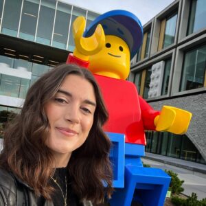 Amy Corbett Instagram - Happy International LEGO Day!!! 🥳♥️🙌 What are you building??? 
Also…how cool is this giant minifig at LEGO HQ, Denmark!?! 
.
.
.
#lego #internationallegoday #nationallegoday #legoday #build #play #legohq #denmark #designer #legodesigner