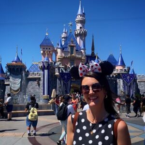 Amy Corbett Instagram - Best. Day. EVER!!! 😁😁😁
Was all smiles visiting Disneyland in California last week…so much so that I didn’t take nearly enough pics!!! Too busy running from ride to ride. I think Guardians of the Galaxy was my fave…but it’s a tough call. Which is your fave?
I love the vibe, the rides and the magic on the faces of kids big and small!!! And the attention to detail is incredible - I love noticing new details every visit ♥️

#disneyland #disney #la #california #minnie #minniemouse #vacay #holiday #dreamday #fun #play #dots #youdecide