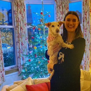 Amy Corbett Instagram - Merry Christmas, you lovely people ♥️🧑‍🎄🤩🎄✨ from me and my fave 4 legged friend - little Scout, our family dog - 17 years young! Hope you are having a lovely day, no matter what you are doing 🙌
.
.
.
#christmas #merrychristmas #christmasday #dog #mydog #family