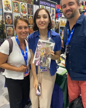Amy Jo Johnson Instagram - Highlight of @comic_con was meeting some of the incredible cover artists for #mmprthereturn The list of talent is insane! ❤️ @boom_studios @davidmackkabuki @chrissiezullo @jaeleeart @johngiangart @davidnakayama @#powerrangers