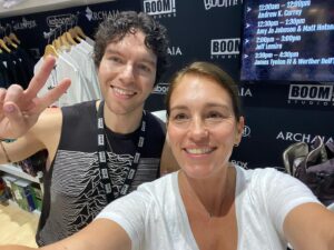 Amy Jo Johnson Instagram - Just another photo dump from our adventures at #SDCC 🦋