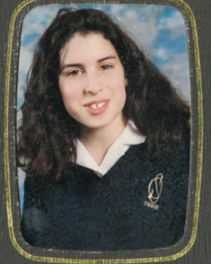 Amy Winehouse Instagram - “I have this dream to be very famous. To work on stage. It’s a lifelong ambition. I want people to hear my voice and just, forget their troubles for 5 minutes. I want to be remembered for being a singer, for sell-out concerts & sell-out West-End and Broadway shows. For being just... me.” - An extract from Amy’s audition letter for the Sylvia Young Theatre School, 1997. 🖤