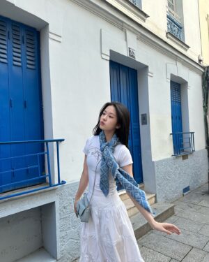 An Yu-jin Instagram - 엄마가 찍어준 나